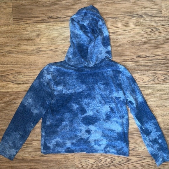 Old Navy light pullover shirt - Picture 3 of 3